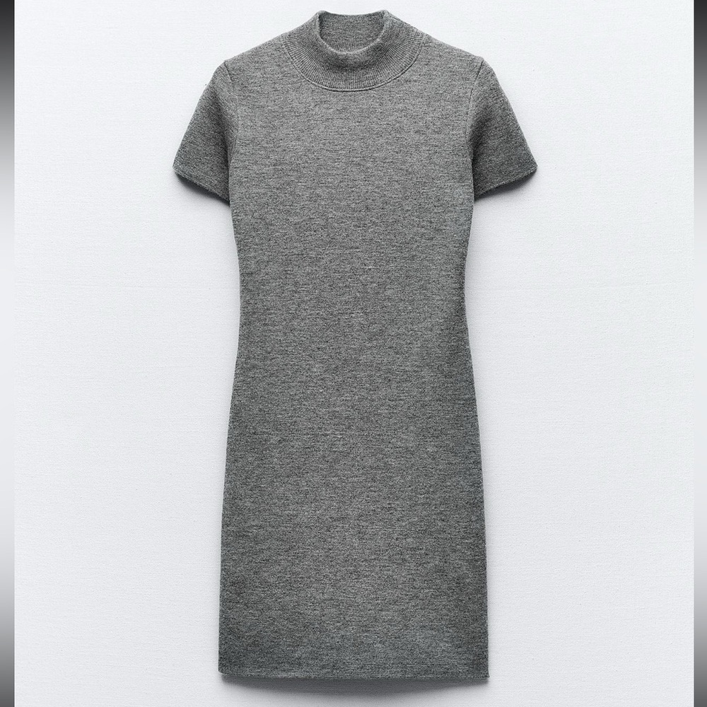 Zara - Fitted soft dress - size M